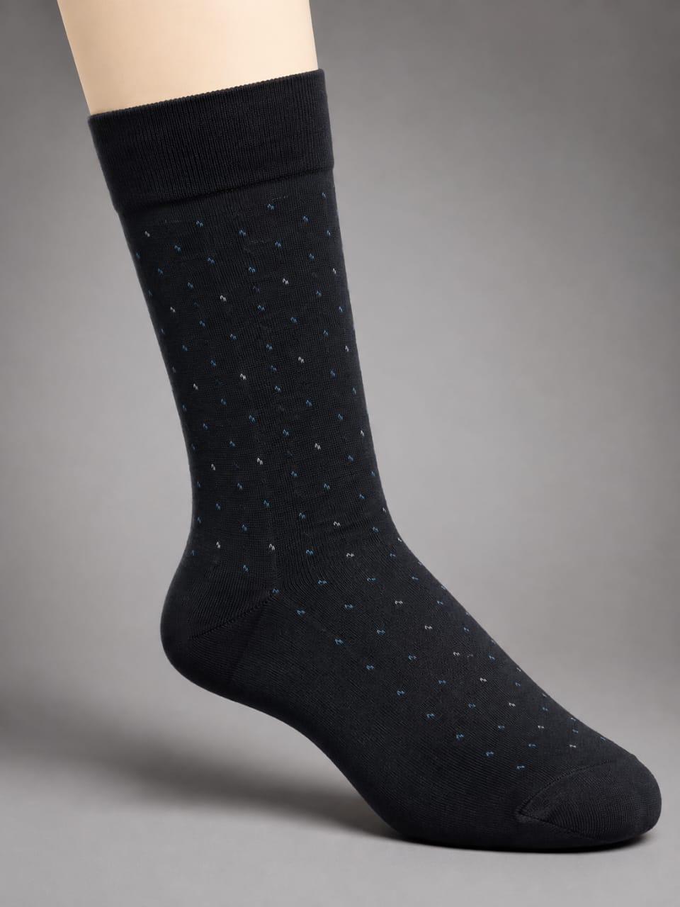 Men’s Refined Micro-Dot Cotton Crew Socks – Classic Black